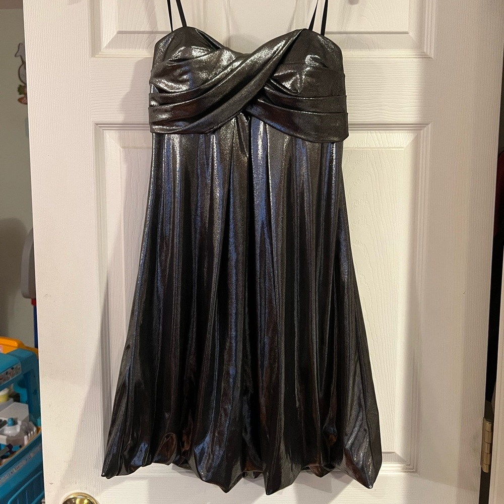 XSCAPE Strapless Size 4 Small Metallic Silver Dress